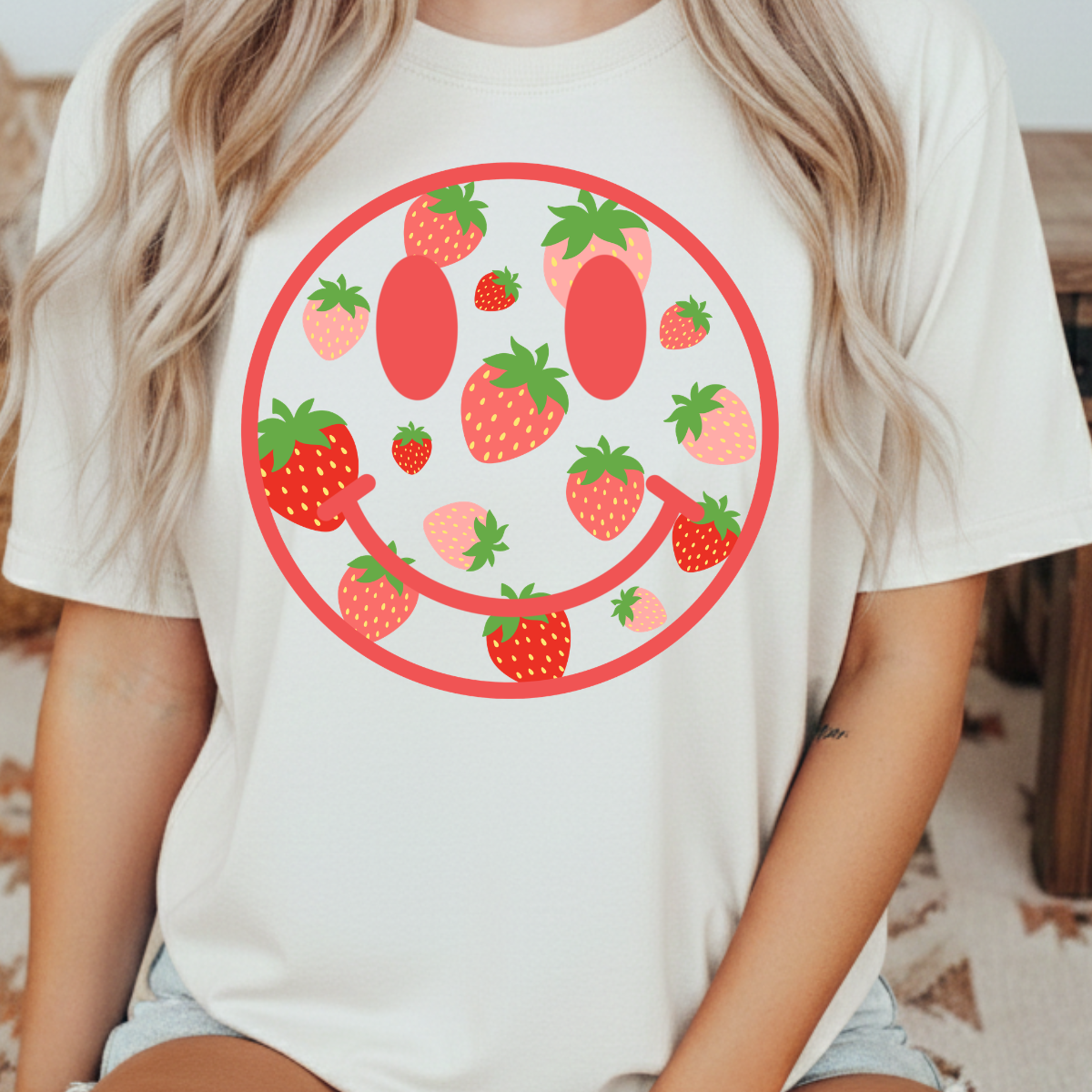12" DTF - STRAWBERRY SMILE - A 83