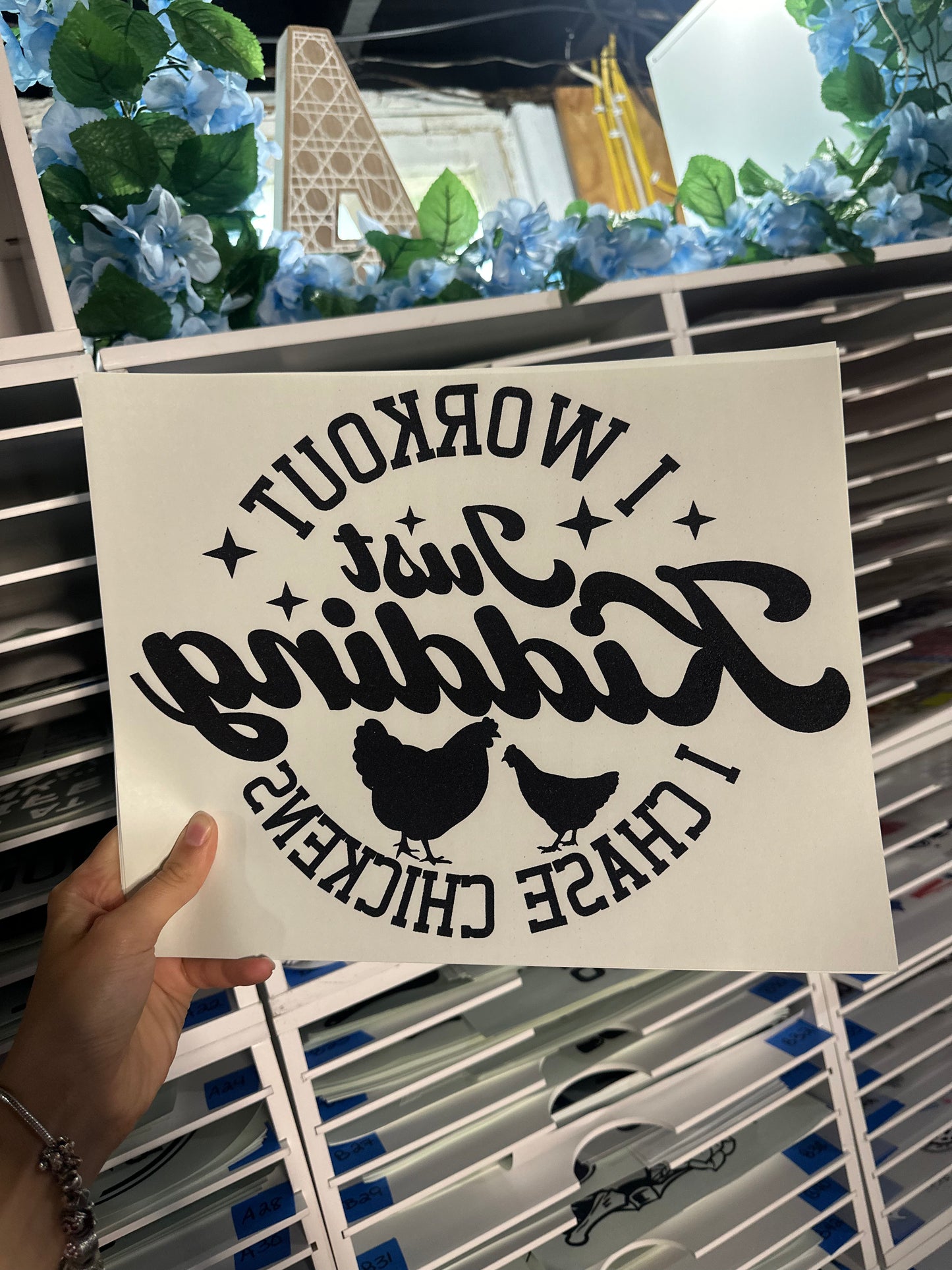 SINGLE COLOR SCREEN PRINT - I WORKOUT JK I CHASE CHICKEN - M 33